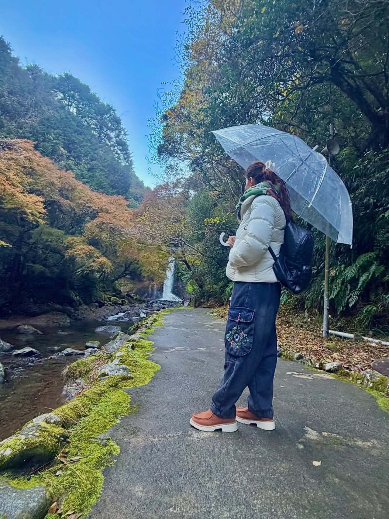 <p>Caught in the candid moment! Rubina Dilaik soaks in the pleasant Japanese weather as she poses gracefully with an umbrella.</p> <p>Caught in the candid moment! Rubina Dilaik soaks in the pleasant Japanese weather as she poses gracefully with an umbrella.</p>