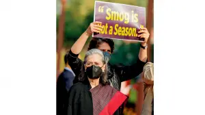 Sonia Gandhi leads Opposition protest over Delhi’s worsening air pollution