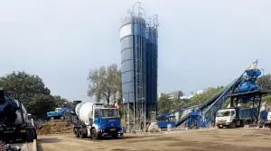 Mumbai: Residents fear health risks as new RMC plant rises in Andheri East