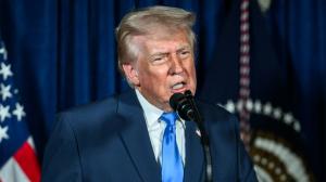 Trump widens travel ban, adds 5 more countries to original list of 12 countries