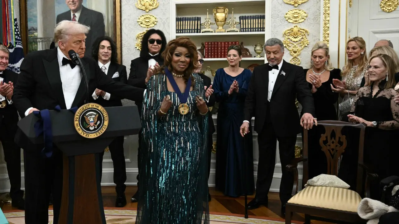 This year's recipients are actor Sylvester Stallone, singers Gloria Gaynor and George Strait, the rock band Kiss and actor-singer Michael Crawford