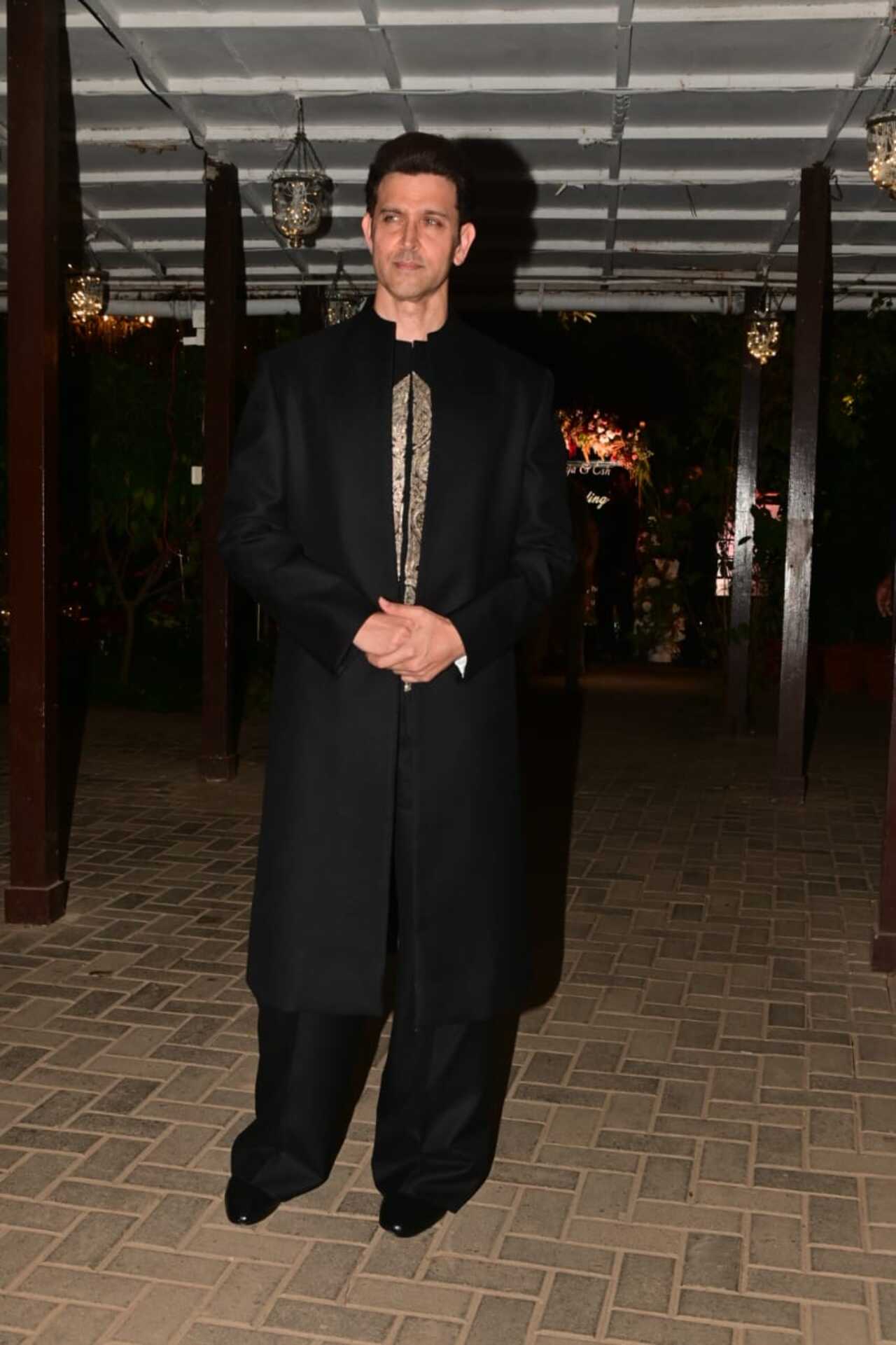 Spotted in the city: Hrithik Roshan-Saba Azad, Sussanne Khan-Arslan Goni  and more