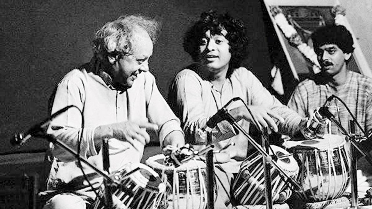 Abbaji, Ustad Alla Rakha Khan with Ustad Zakir Hussain during a riyaz