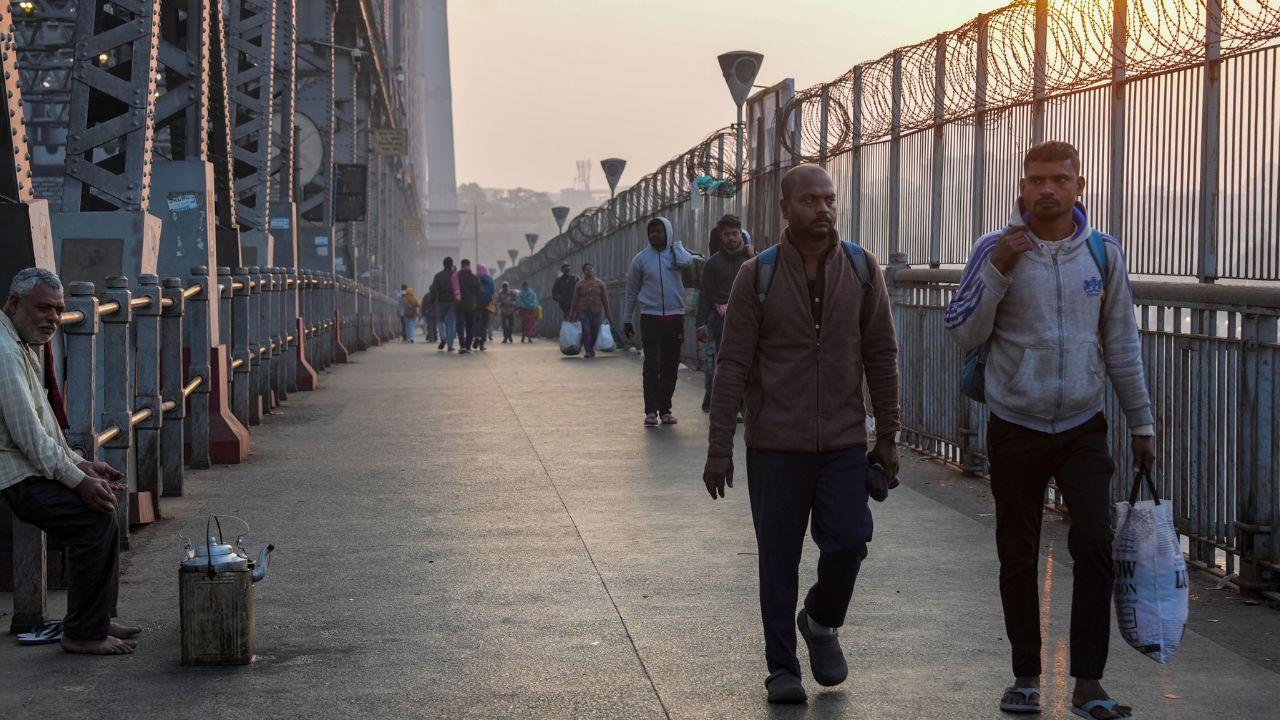 Kolkata air pollution worse than Delhi; experts seek more monitoring stations