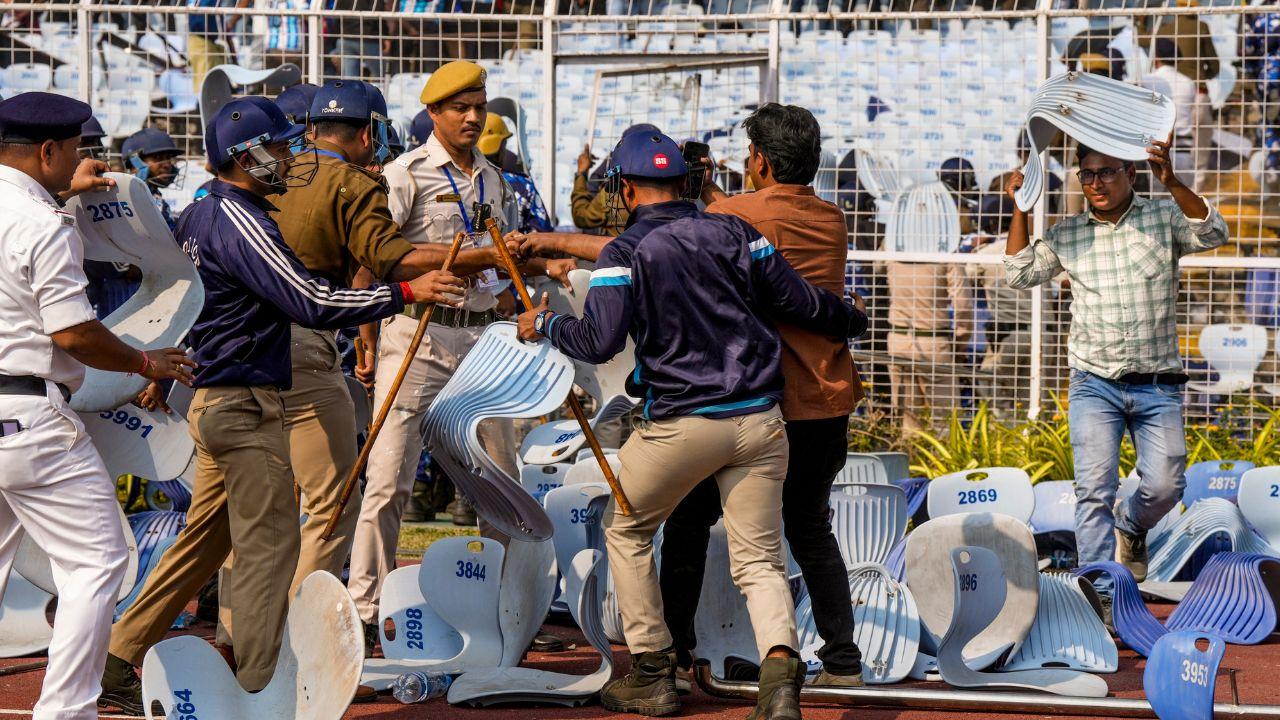 Police use mild force as chaos erupts at Messi’s GOAT Tour event in Kolkata