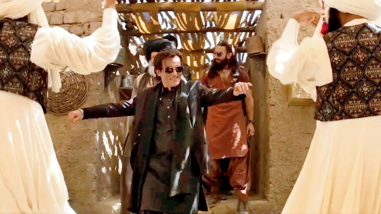 Vijay Ganguly on Akshaye Khanna’s dance in FA9LA: ‘He performed spontaneously’