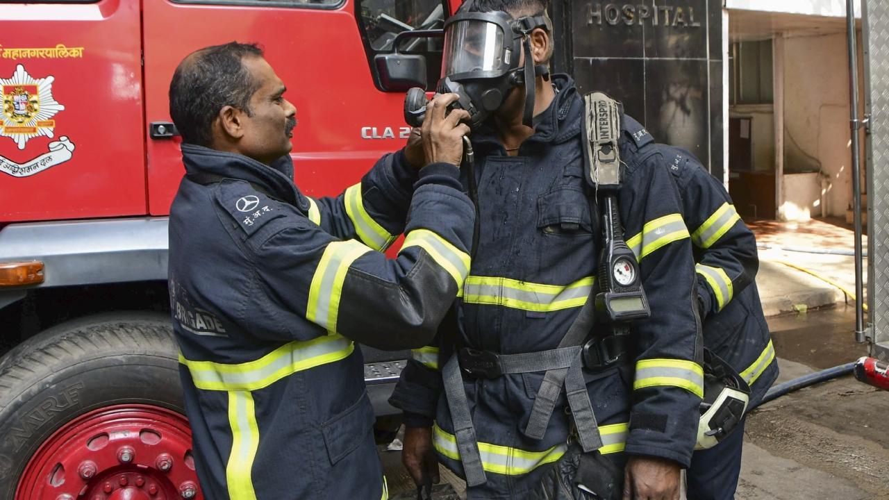 <p>Firefighters brought the situation under control, and the fire was completely extinguished by 3 pm, officials said</p>