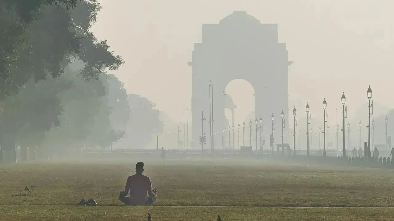 Delhi weather alert: City faces ‘severe’ air pollution as AQI hits 413