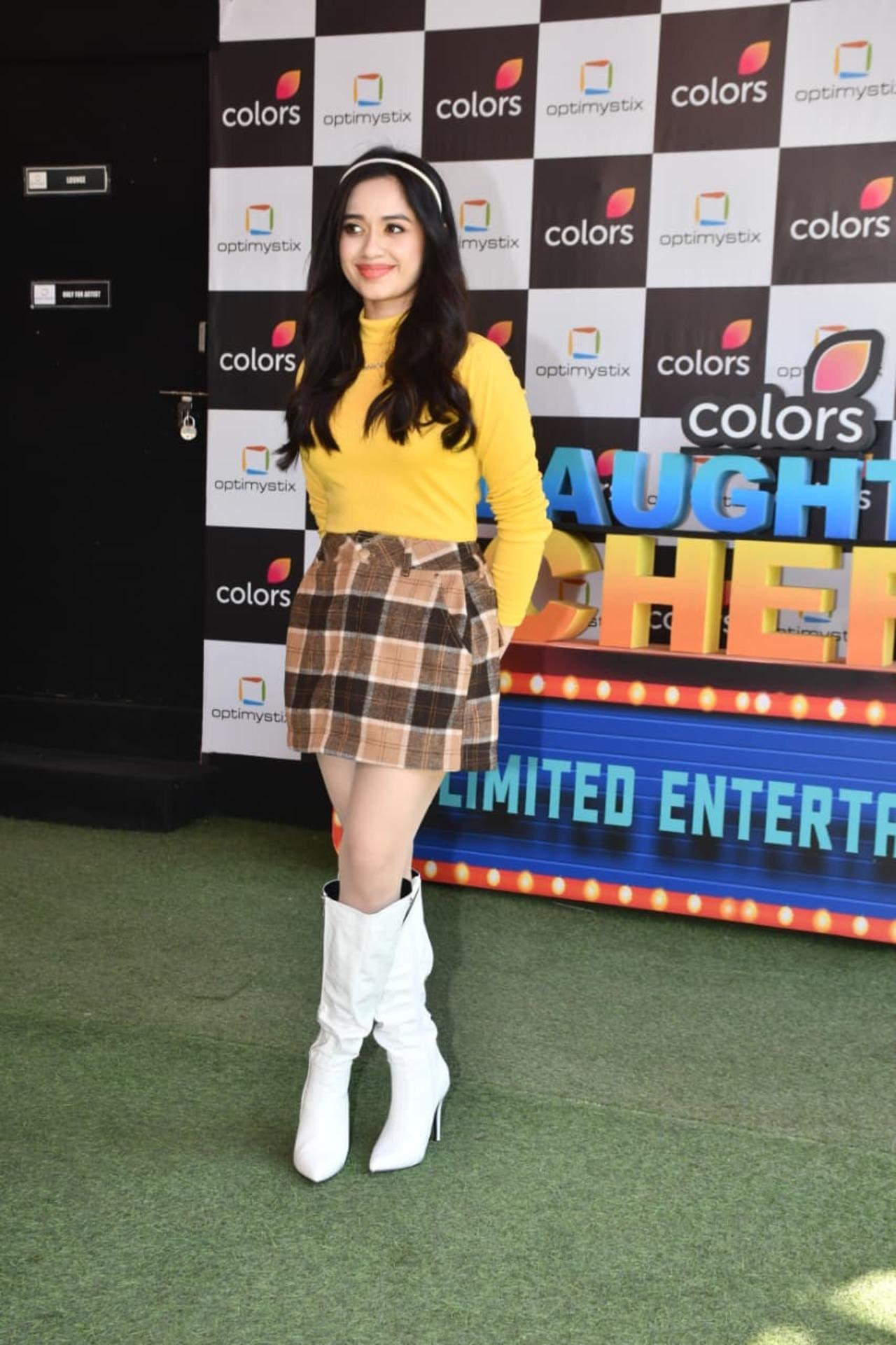Jannat Zubair gives the perfect high school diva vibes in her recent outfit for Laughter Chefs 3