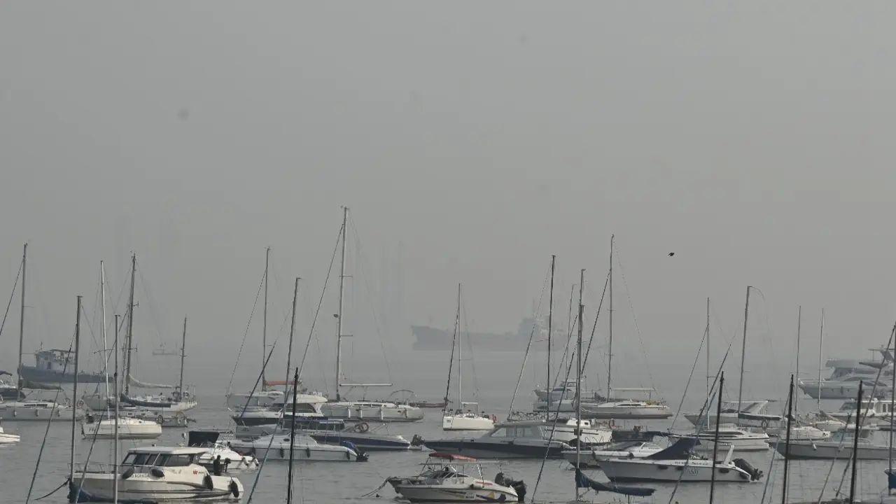 Mumbai records moderate air pollution, AQI hits 137 amid clear skies