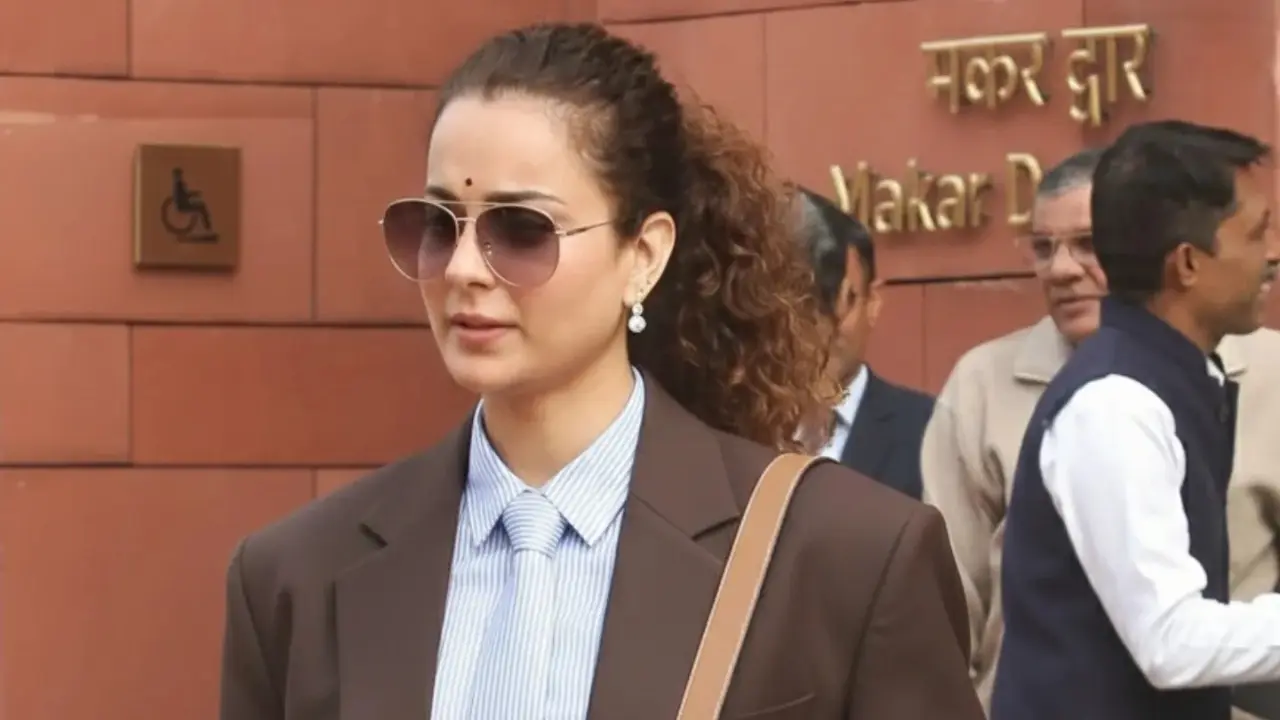 Kangana Ranaut slams AI images replacing her sarees with suits