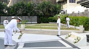 Mumbai: Wreath-laying ceremony held at Gaurav Stambh for Navy Day