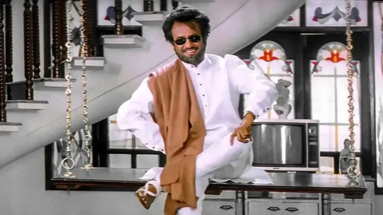 WATCH! Rajinikanth fans sing to a muted song at the screening of Padayappa 