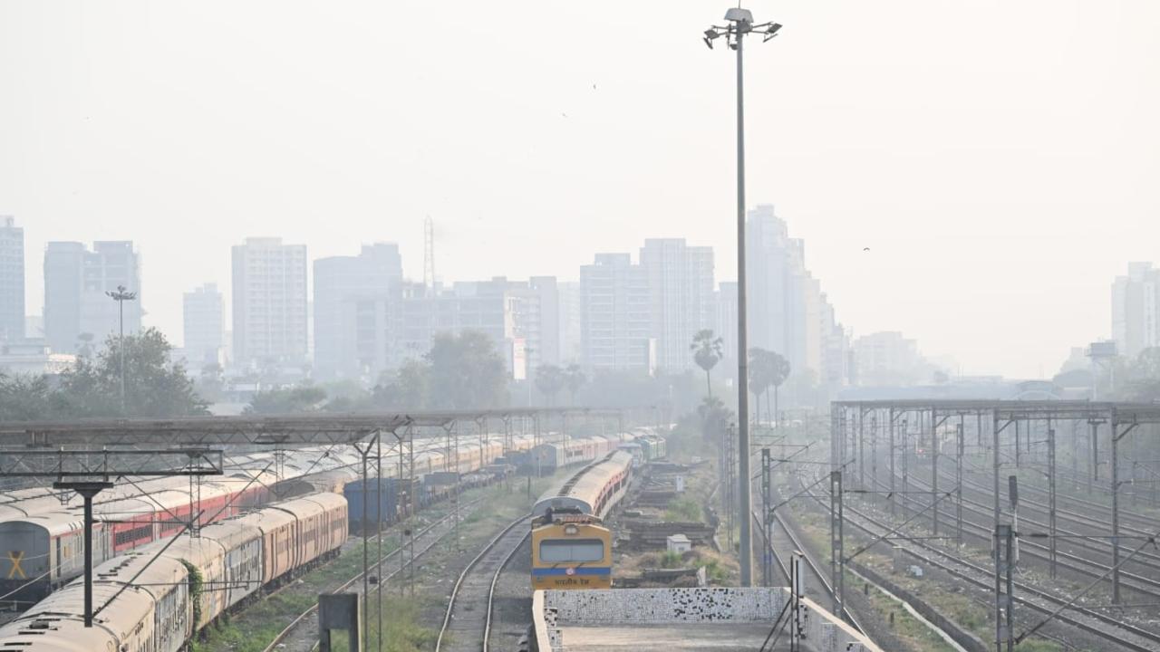 <p>Colaba recorded an AQI of 118, Borivali 115, Deonar 142, Kandivali West 130, Kherwadi in Bandra East 126, while Ghatkopar recorded comparatively better air quality at 90</p> <p>Colaba recorded an AQI of 118, Borivali 115, Deonar 142, Kandivali West 130, Kherwadi in Bandra East 126, while Ghatkopar recorded comparatively better air quality at 90</p>