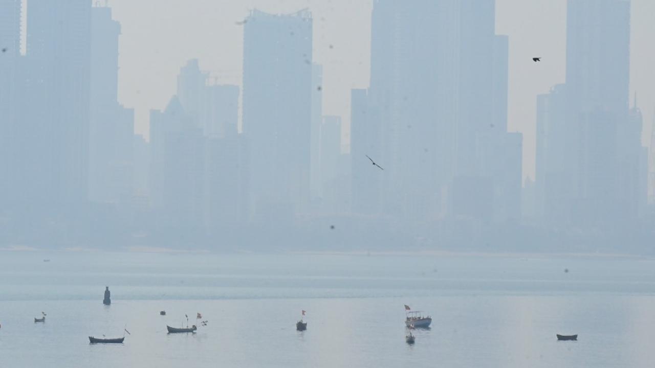 Parts of Mumbai has been recently witnessing haze from past few weeks 