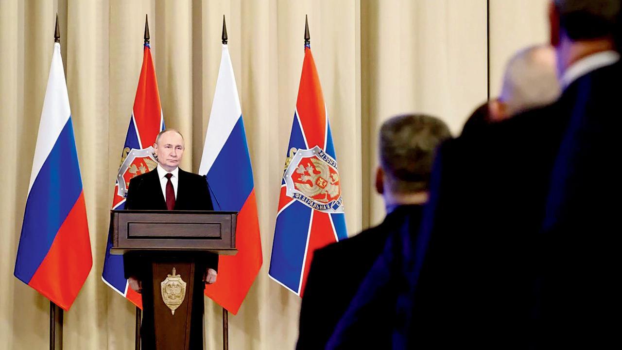 US and Russian diplomats meet for more talks