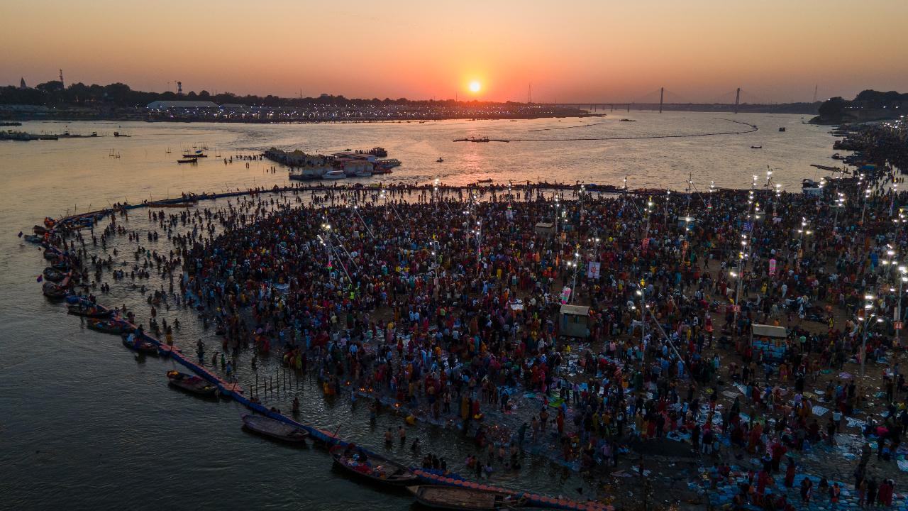 According to the Uttar Pradesh Information Department, over 55.56 crore devotees had taken a holy dip by February 18.