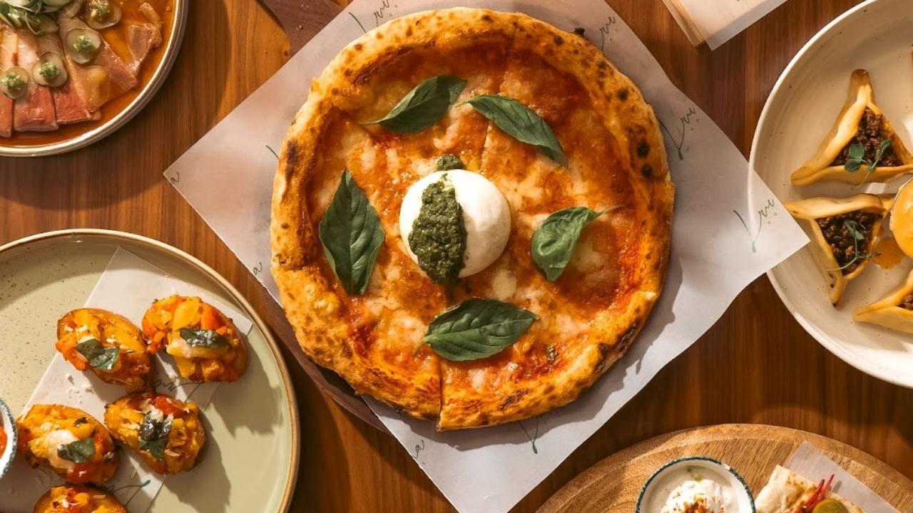 Celebrate Valentine’s Day at Luuma House, which has introduced a curated menu featuring exquisite flavours, paired with handcrafted cocktails.
Where: Luuma House, Juhu