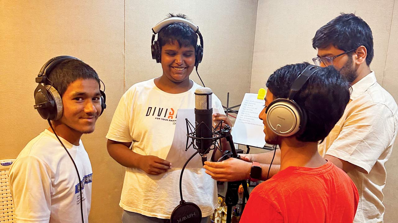 Yazdaan (second from left), the voice behind Basti ka Heera, in the studio. Pic Courtesy/Nazaria Foundation