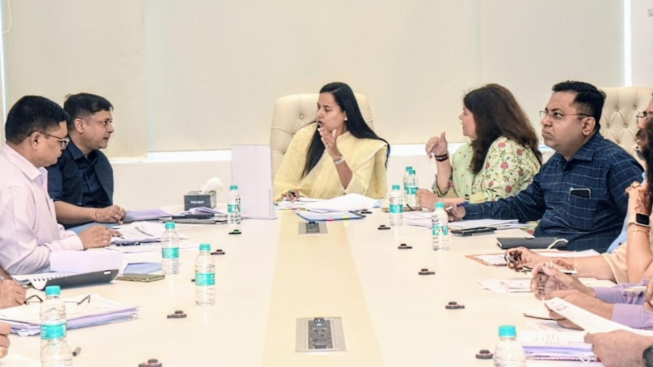 'Aasmita Bhavans' to come up at taluka level for empowering women: Tatkare