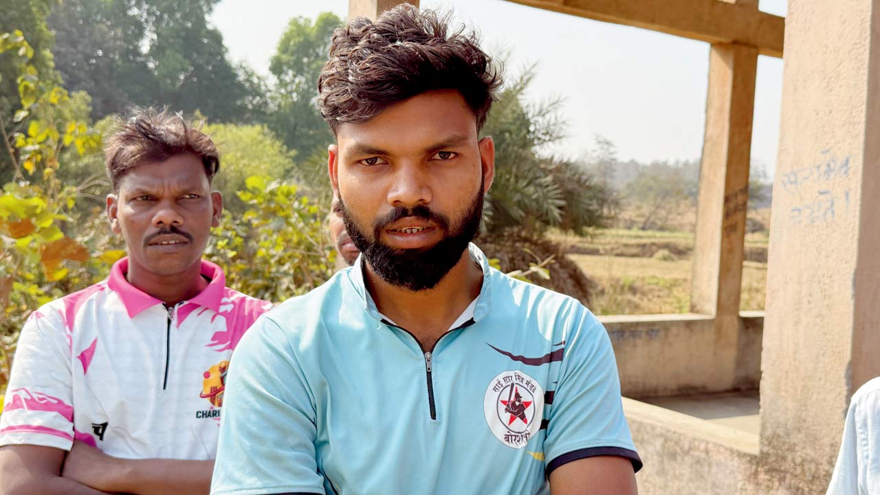 Mangesh Ramesh Vartha, son of the deceased