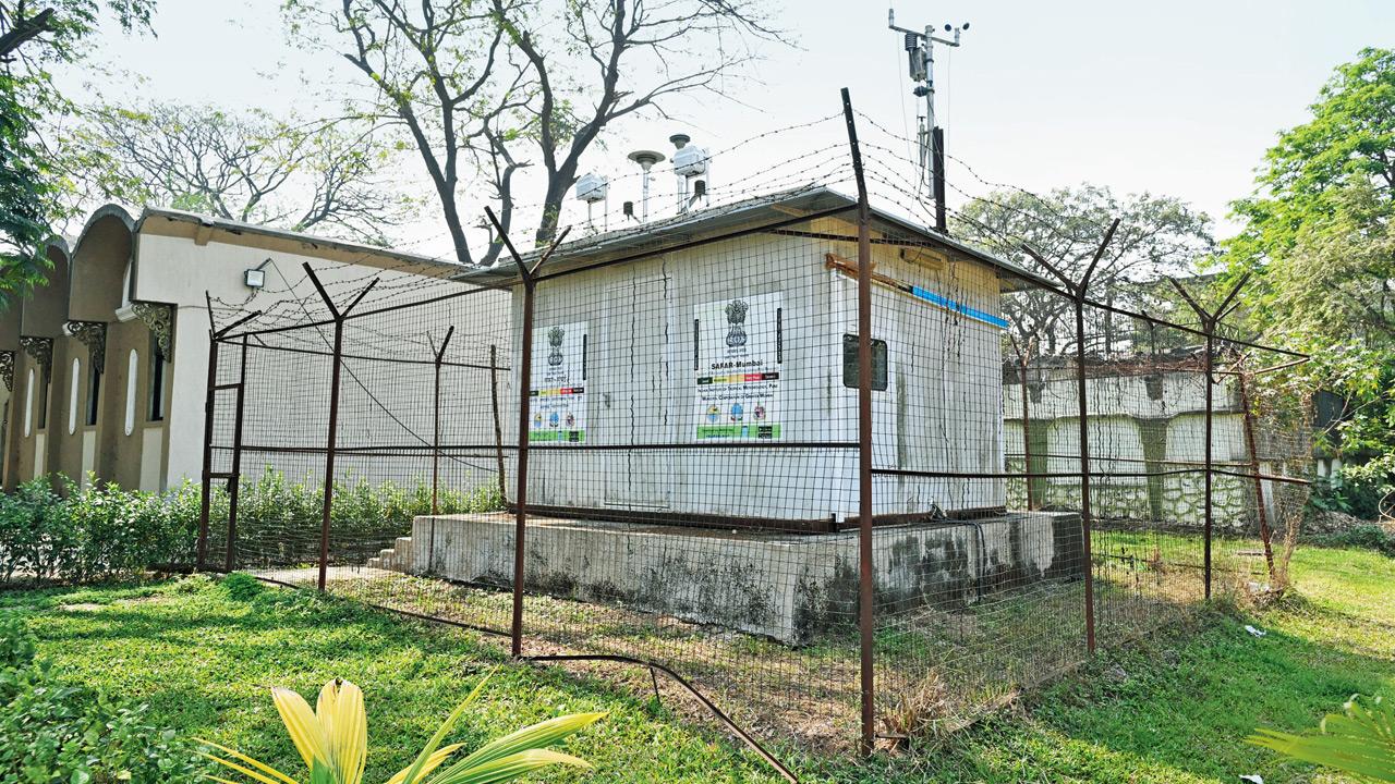 SAFAR air quality monitoring station at Borivli. File Pic/Anurag Ahire