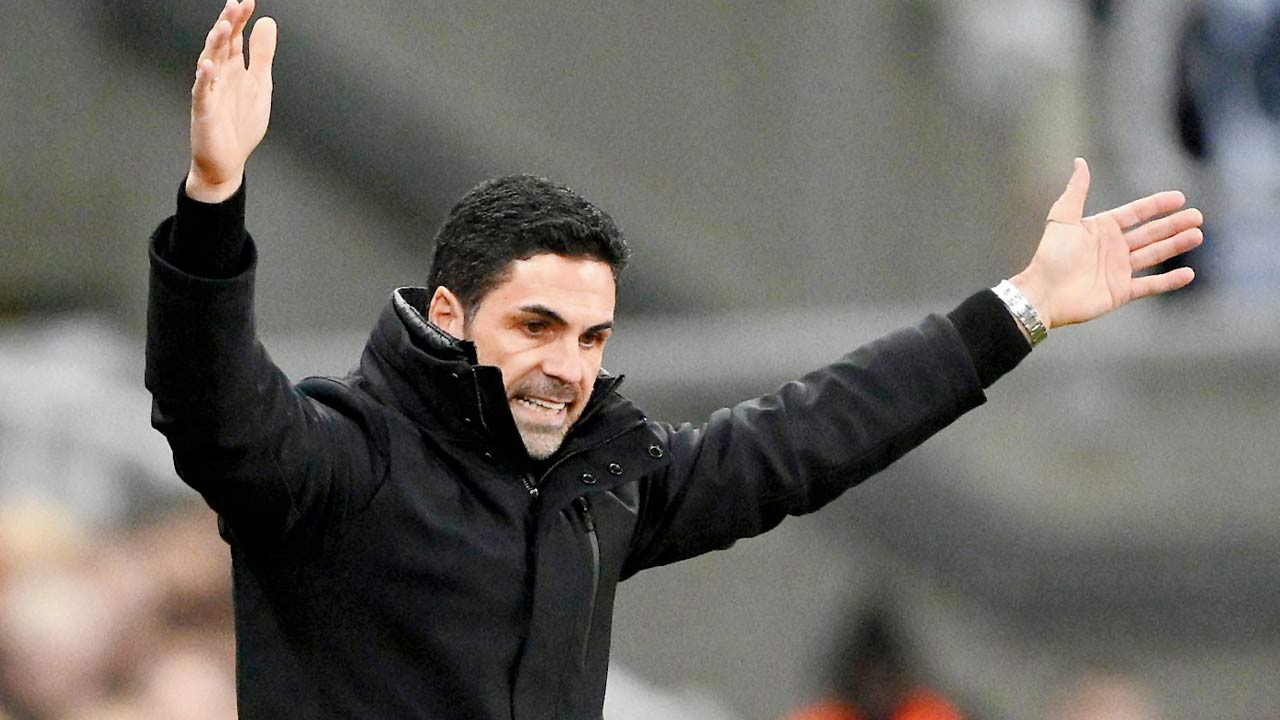 Mikel Arteta appears frustrated on the sidelines of the Arsenal v Newcastle match on Wednesday