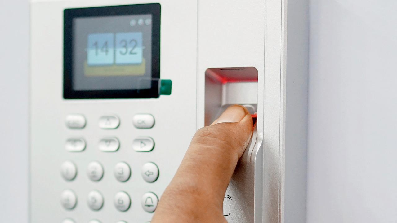 Maharashtra State Board plans biometric attendance for junior colleges
