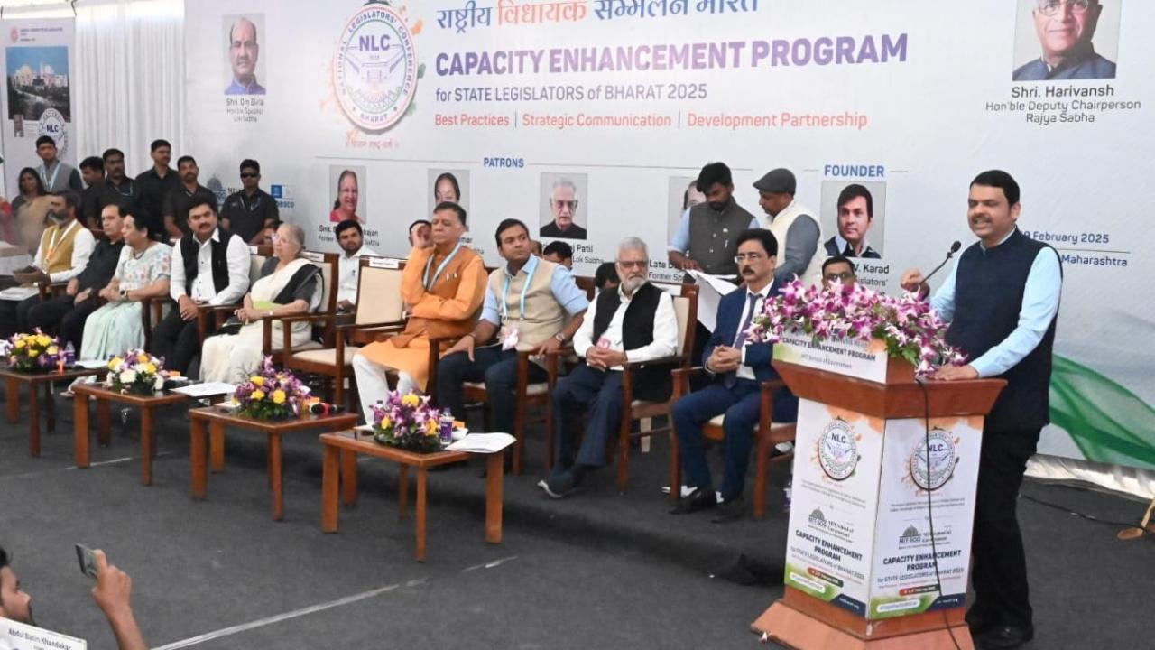 MLAs should maintain balance between work of people and work of legislature: CM Fadnavis