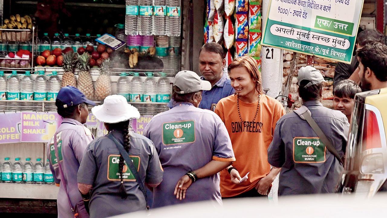Mumbai: Clean-up marshals collect Rs 4.54 crore in fines since April