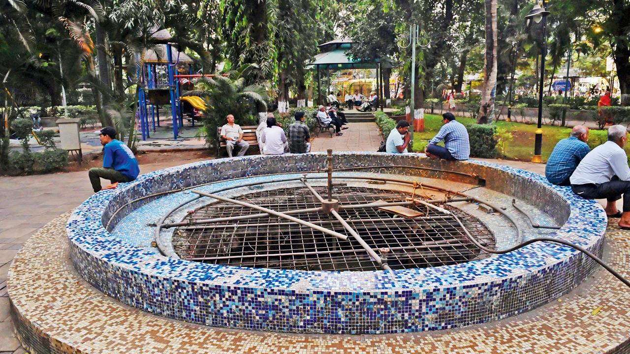 Mumbai: Dahisar residents want garden fixed