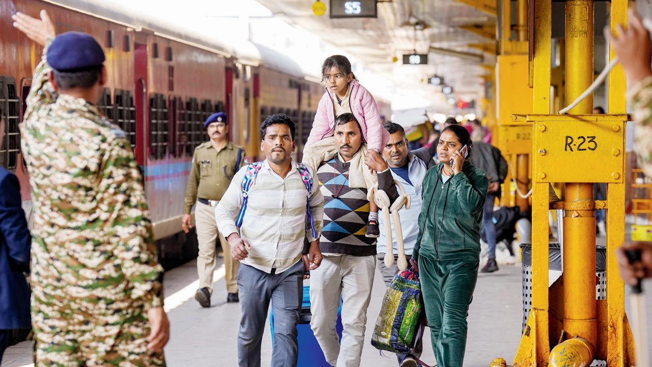 Security beefed up at New Delhi station