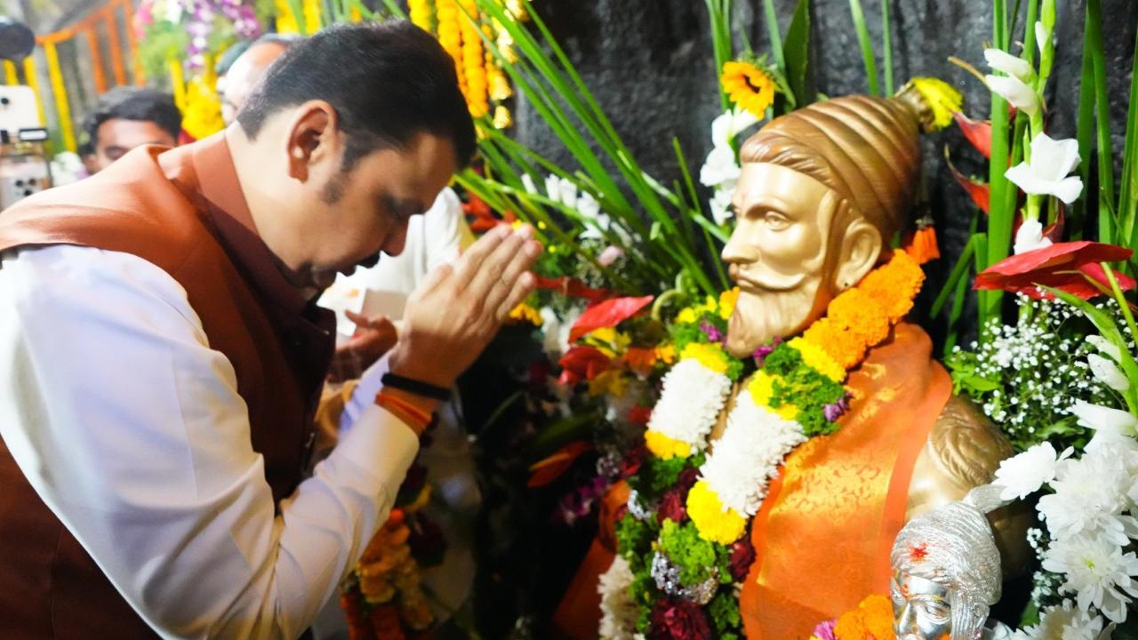 Pic/Maharashtra CMO