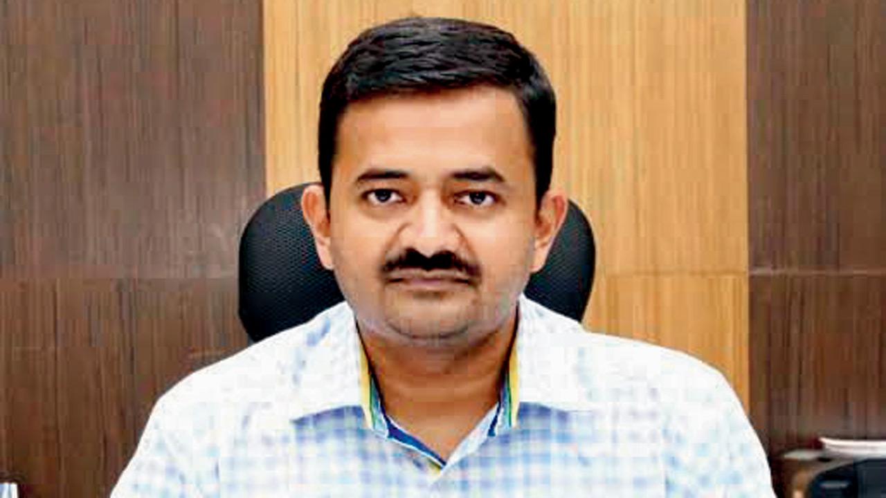 Dr Swapnil Nila, CPRO, Central Railway