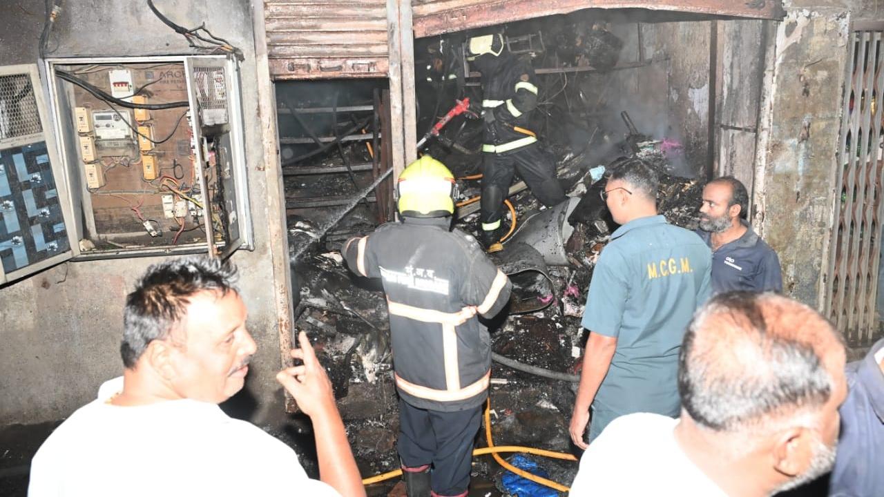 Three fire engines were immediately dispatched to the scene for fire-fighting operations