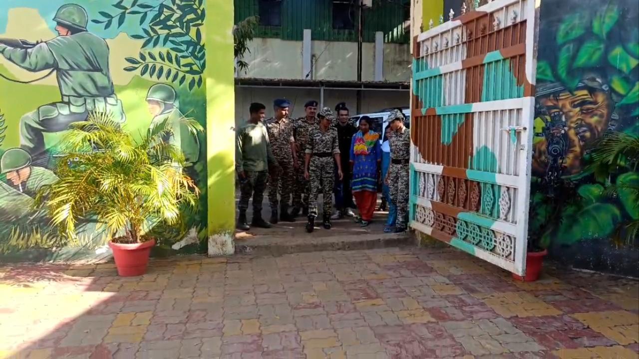 The surrender took place under the Maharashtra Government's Surrender and Rehabilitation Policy, which has helped over 699 Maoists lay down their arms