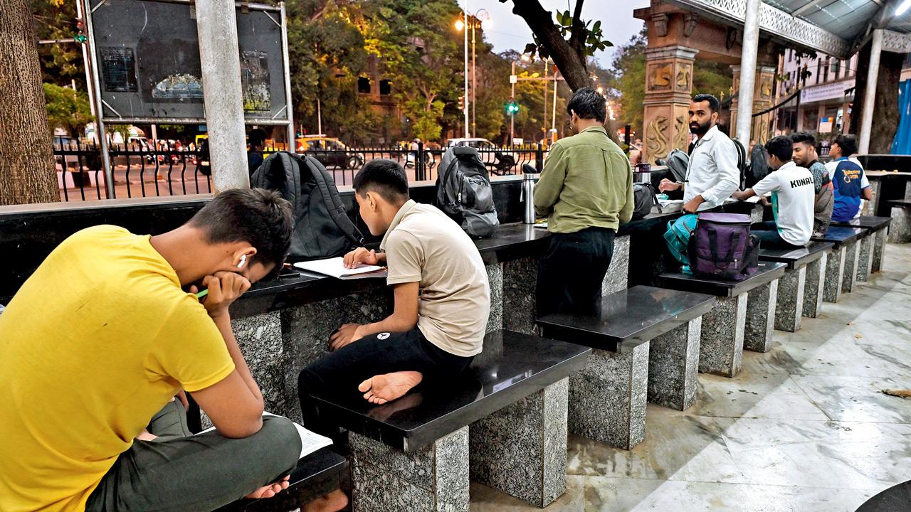 SSC students prepare for their board exams at a study centre and garden in Colaba, Mumbai, on February 19. Pic/Atul Kamble