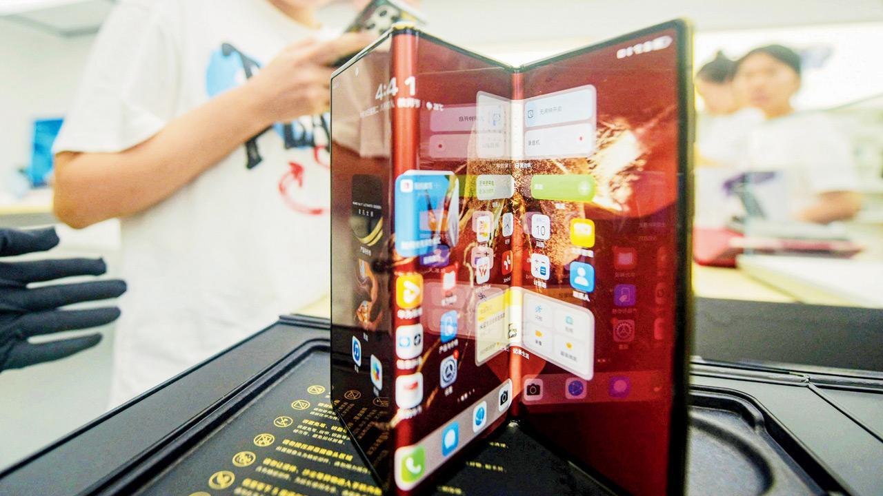 China’s Huawei launches first ‘tri-fold’ phone