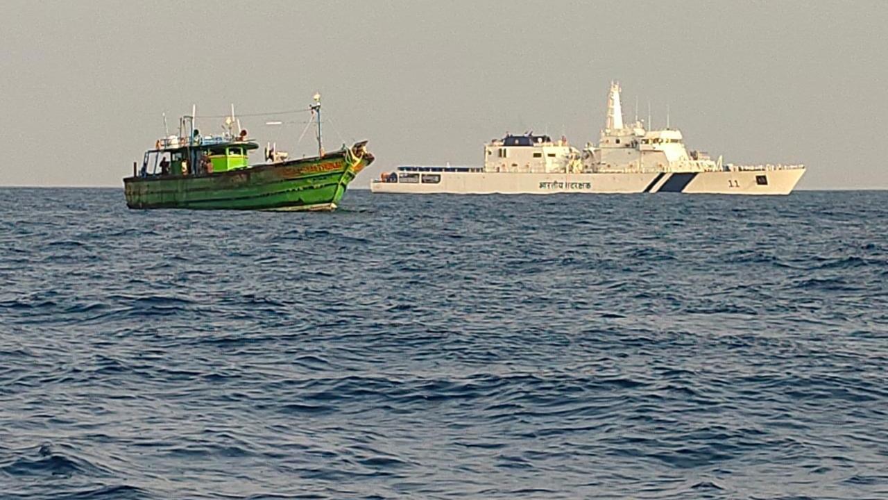 Indian Coast Guard rescues fisherman in medical emergency near Lakshadweep