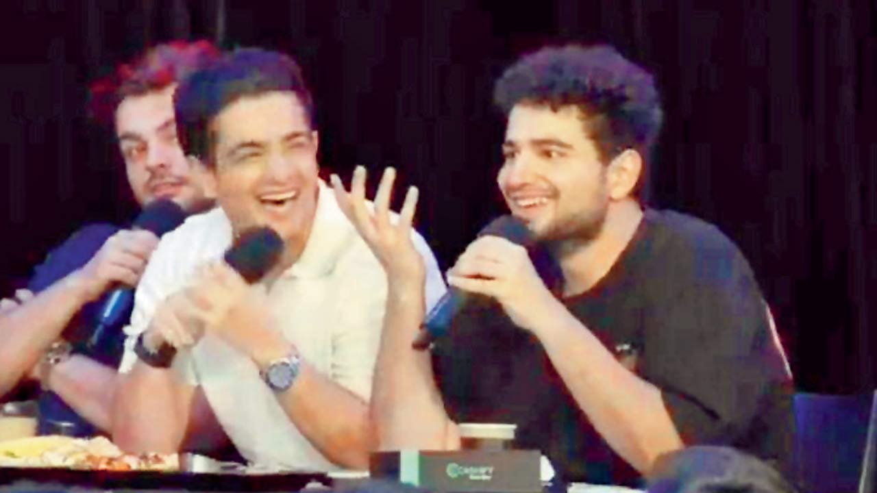 YouTuber and podcaster Ranveer Allahbadia (left) and comedian Samay Raina (right) on the sets of India’s Got Latent. Pic/X/@adigitalblogger