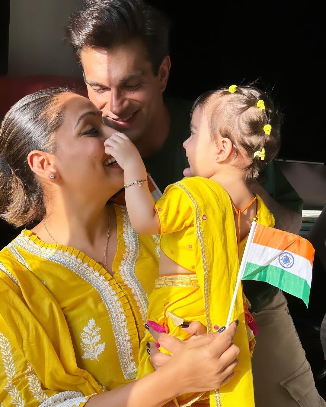 Republic Day, tricolor in hand, and your little princess in your queen's arms—looking at this is what made Karan smile bright