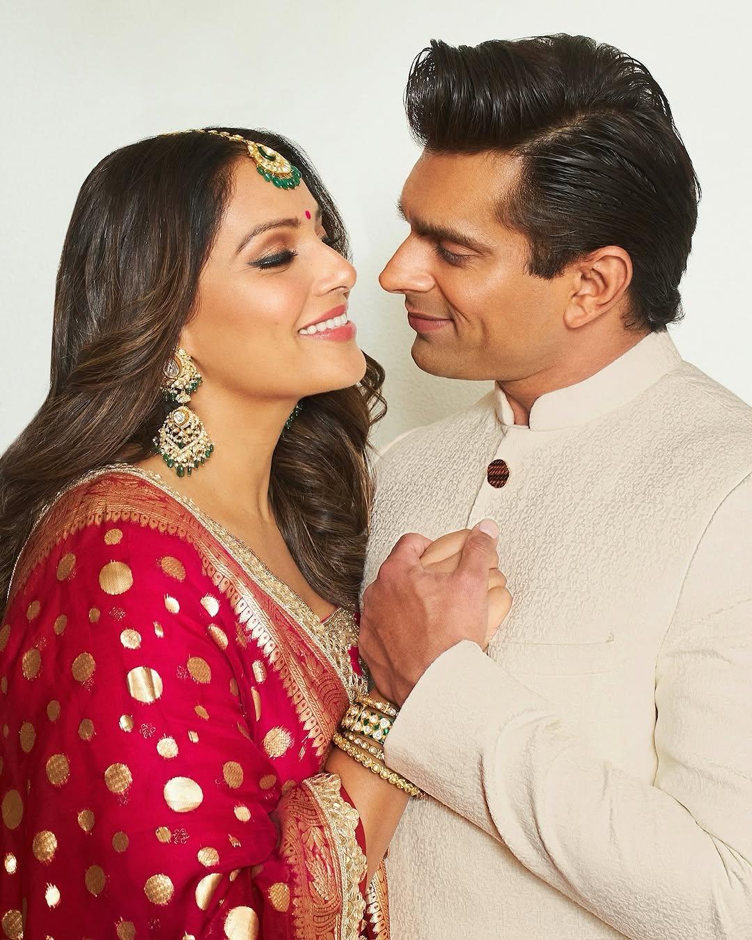 Couple Goals!!! Wish we could scream this at the top of our lungs. This snap has Bipasha and Karan posing together