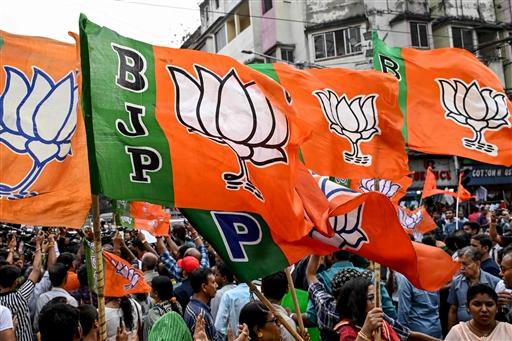 The West Bengal BJP chief wrote to Governor Dr. C.V. Anand Bose, urging him to take action and have Banerjee’s statement removed from the Vidhan Sabha record. He also demanded a public apology from the Chief Minister, stating that her words were 