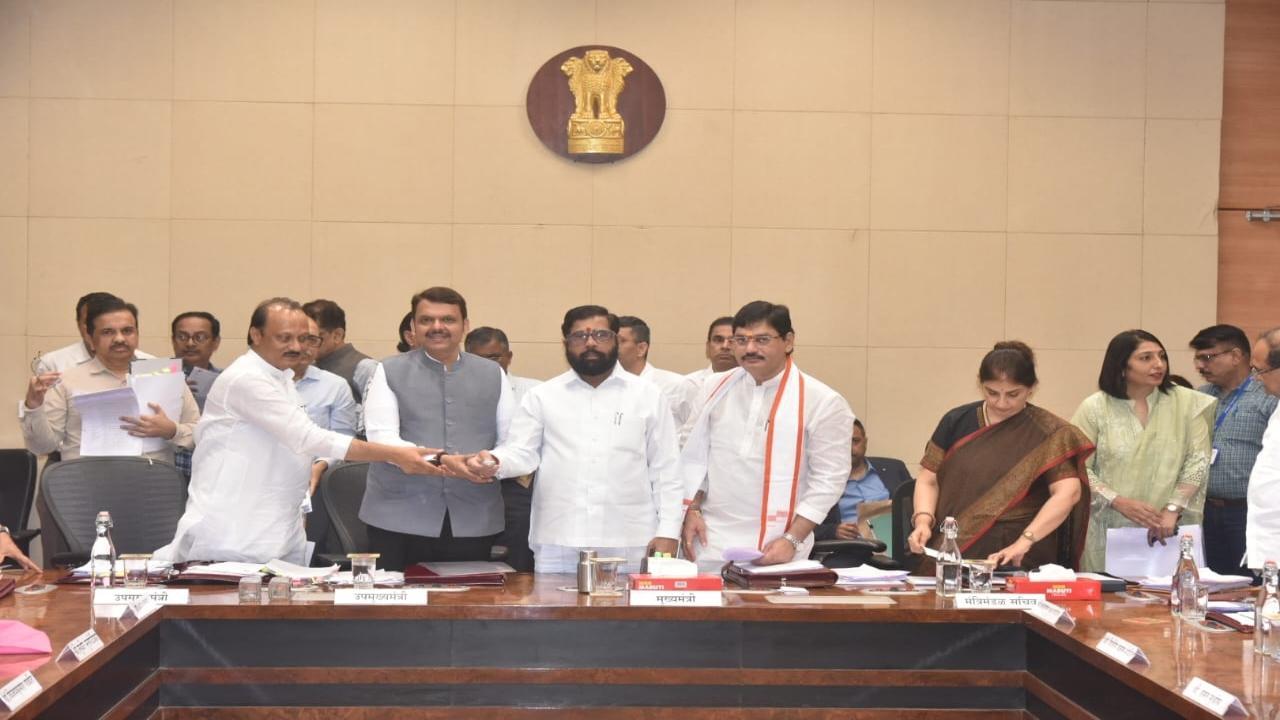 Maharashtra government gives nod to veterinary colleges in Parli, Baramati