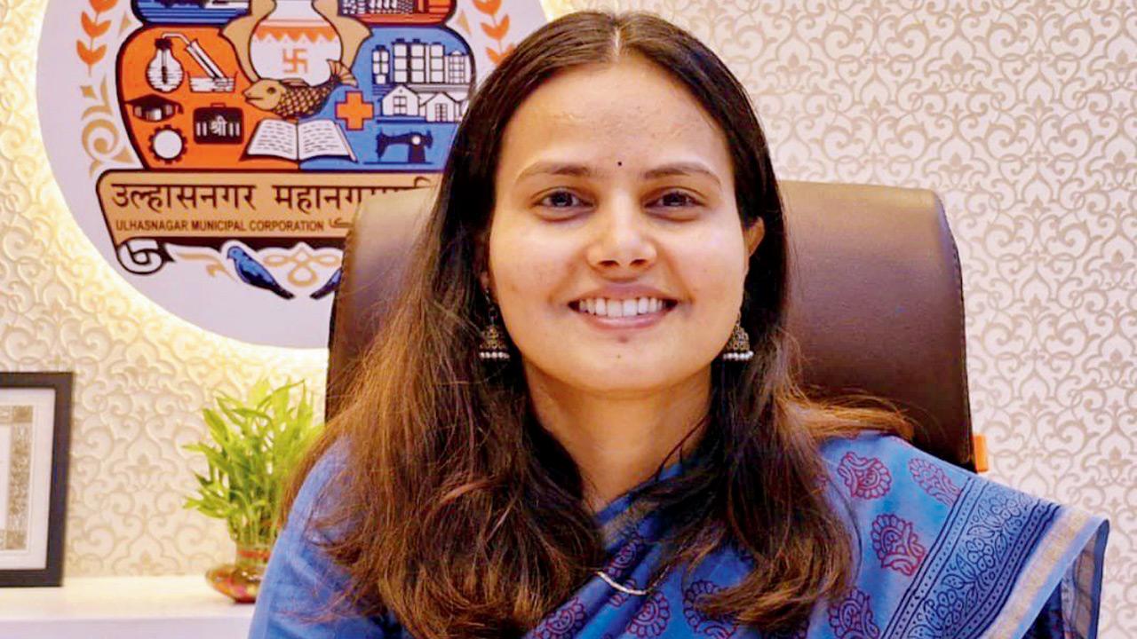UMC Commissioner Manisha Awhale
