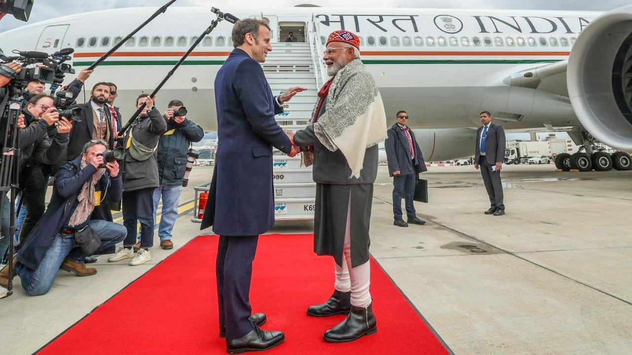 During his France visit, PM Modi and French President Emmanuel Macron visited Marseille. The two leaders visited the International Thermonuclear Experimental Reactor project, in which India is a member of the consortium of partner countries that include France. PM Modi also paid tributes to the Indian soldiers who laid down their lives during World Wars I and II at the Mazargues War Cemetery