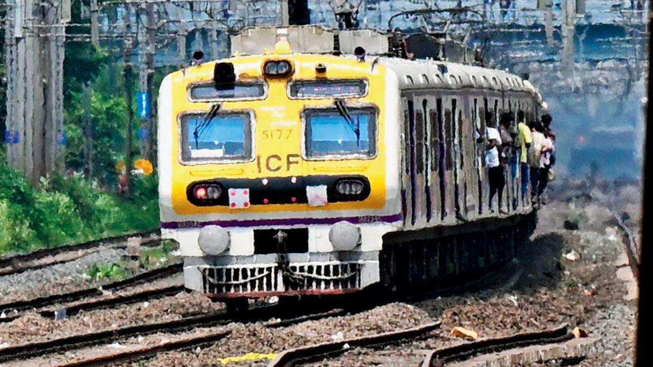 Mumbai local trains claim 7 lives a day, but nothing changes