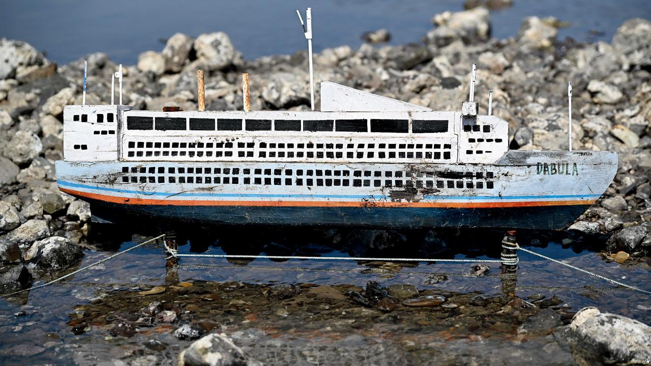 The cruise ship Dabula