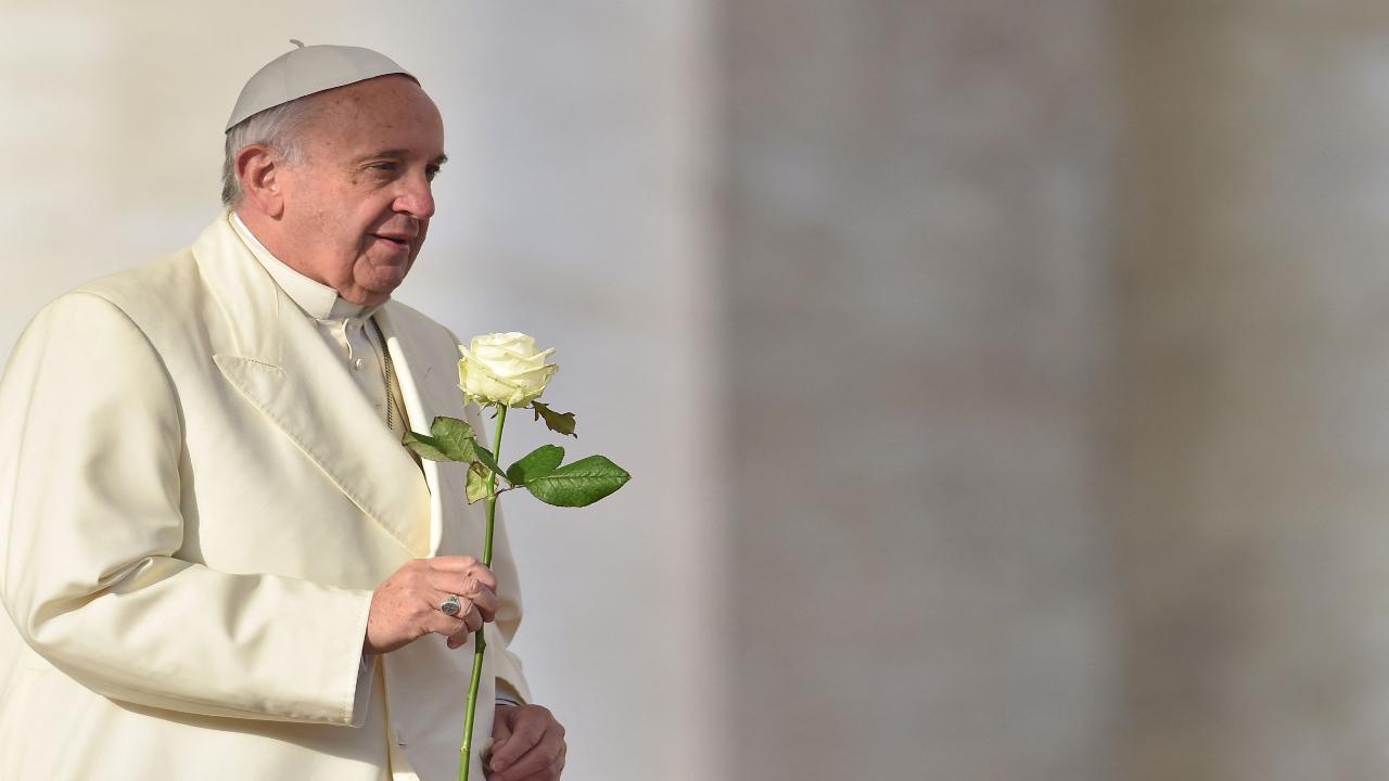 Pope Francis in critical condition with early kidney failure as prayers pour in