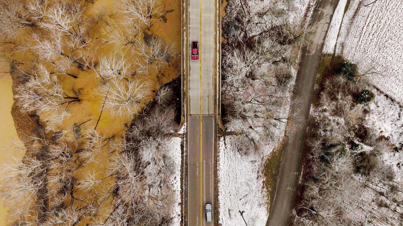 US: At least 10 people left dead after powerful storm